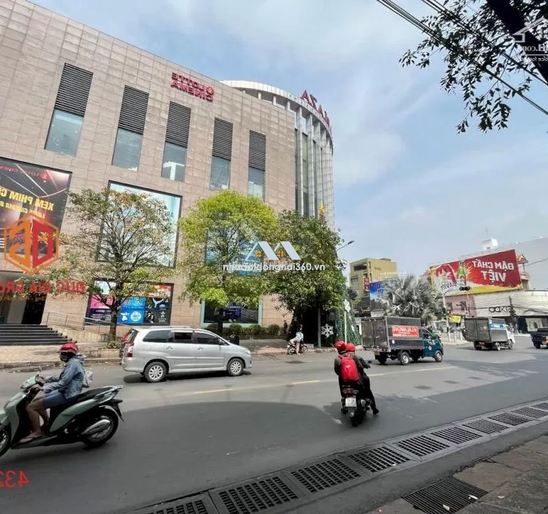 Cho thuê Nhà Mặt Tiền Phạm Văn Thuận rộng 200m2 ngay Vincom