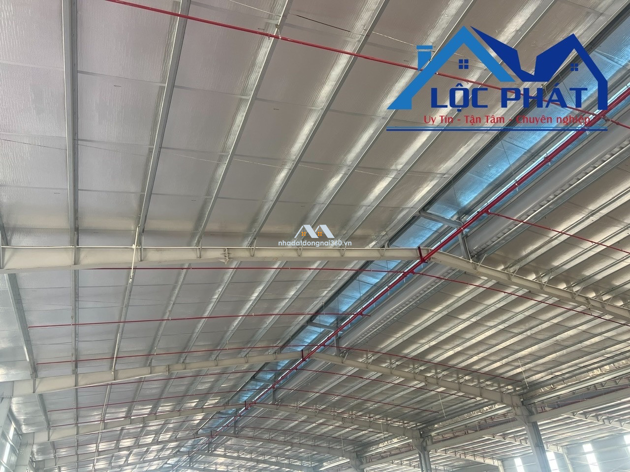 Cho thuê xưởng 2.200m2 giá 70tr, CCN Thiện Tân, Vĩnh Cửu, Đồng Nai