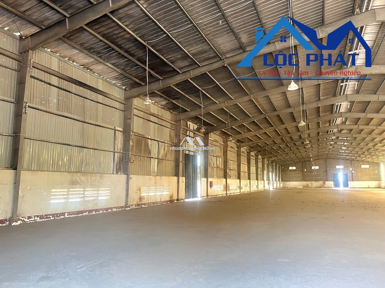 Cho thuê xưởng 13500m2 P Phước Tân, Biên Hòa, Đồng Nai giá rẻ 240tr