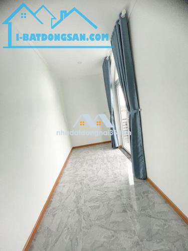 Chính Chủ Bán Biệt Thự Ngang 5m x 21m Sổ Riêng Full Thổ Cư Gần Tân Phong