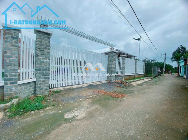 Bán nhà vườn xã Tân Bình, Vĩnh Cửu, Đồng Nai, 1000m2, giá 6 tỷ 200.