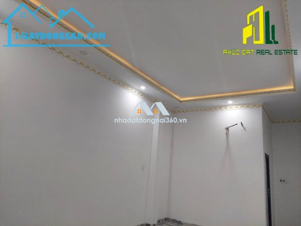 Tôi cần bán căn nhà 1t2l 72m2 dtsd 200m2 SHR thổ cư 100% đường ô tô thông phường hiệp hòa