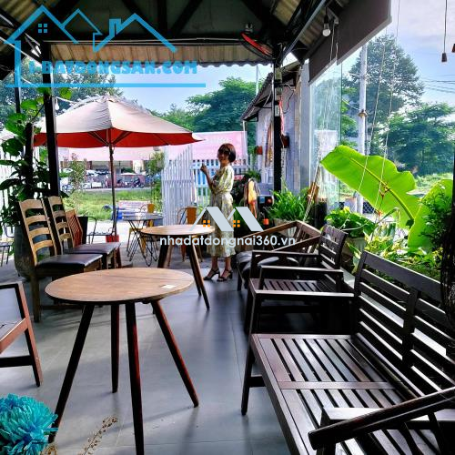 Chủ cần Nhưng Lại Quấn Caffe Mư Ven Sông đi xem gọi Em Giang