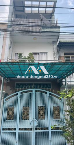 Bán Nhà 1 Trệt 2 Lầu KDC Bửu Long cách Chợ Bửu Long chỉ 150M