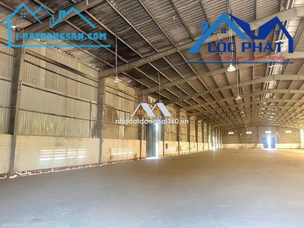 Cho thuê xưởng giá siêu rẻ 13.500m2 Phước tân Biên Hòa Đồng Nai. Giá chỉ 240 triệu