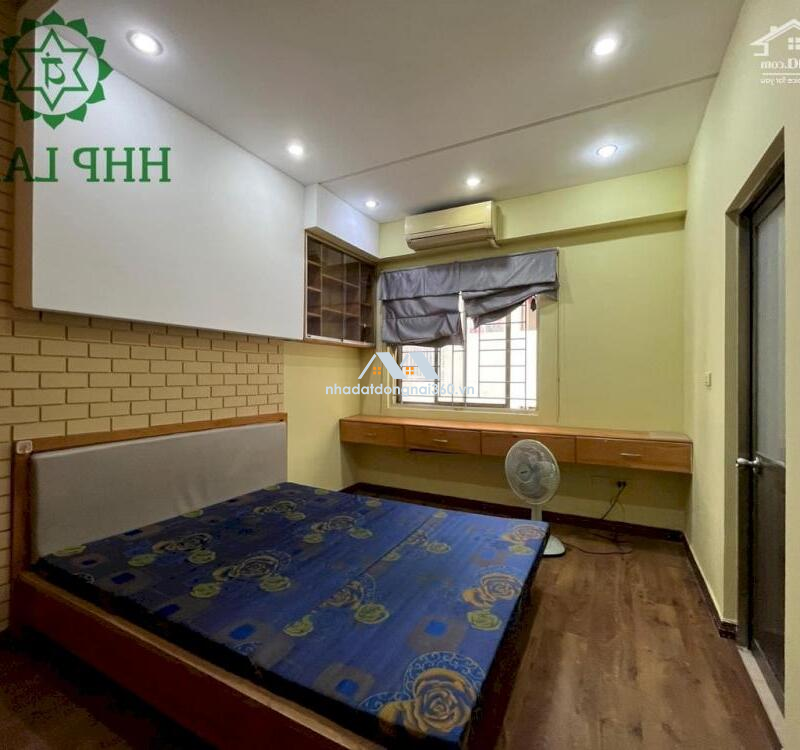 Bán chung cư Thanh Bình 80m2, tặng nội thất, giá rẻ chỉ 1tỷ650