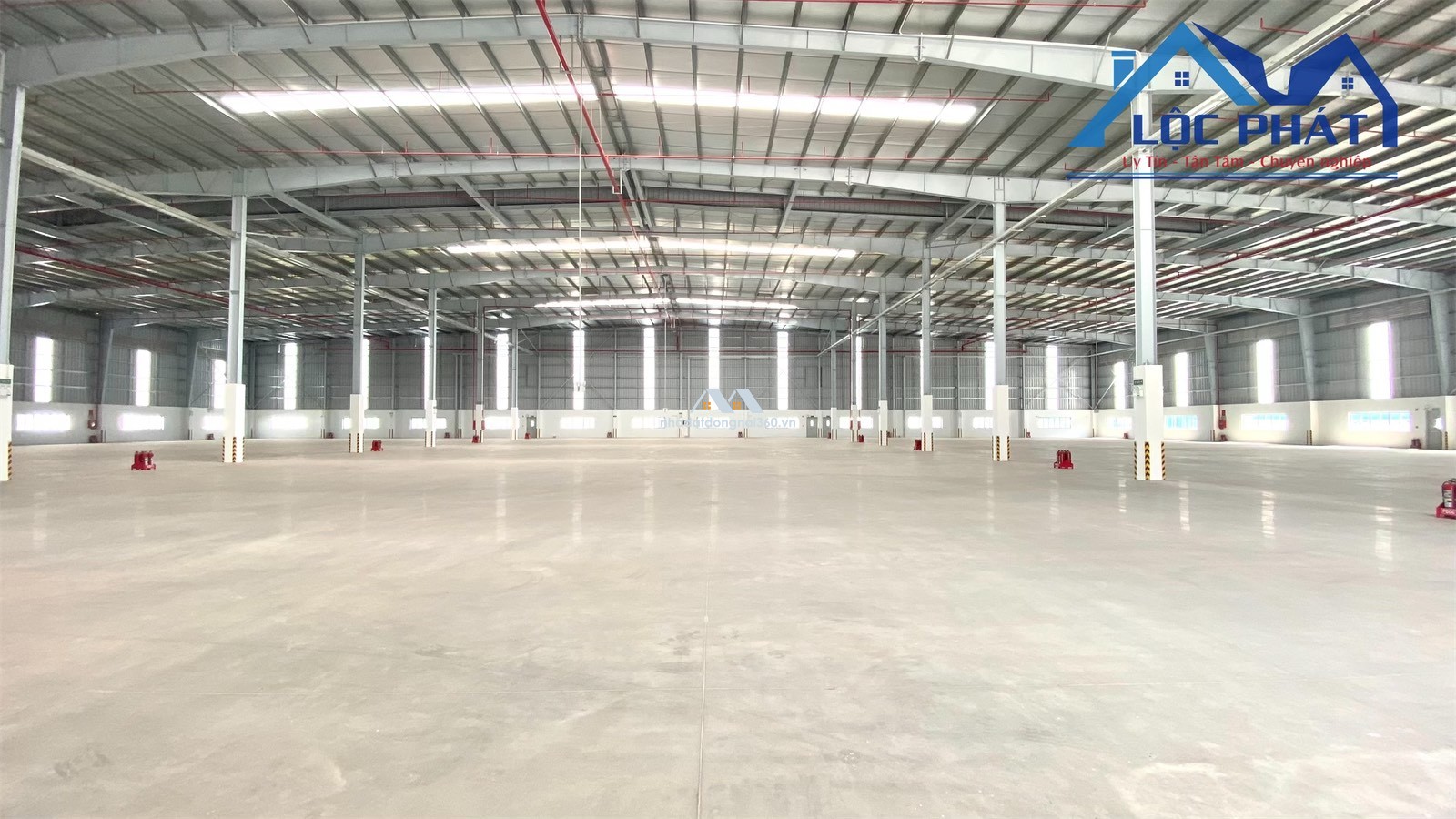 Cho thuê xưởng 6100m2 giá 950 triệu KCN Nhơn Trạch-Đồng Nai