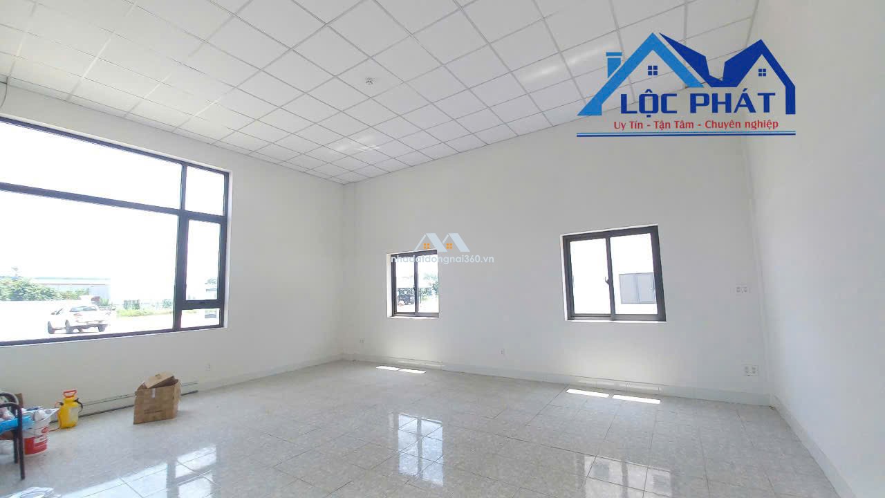 Bán nhà xưởng 40.000m2 tại khu công nghiệp Long Khánh, Đồng Nai chỉ 220 tỷ