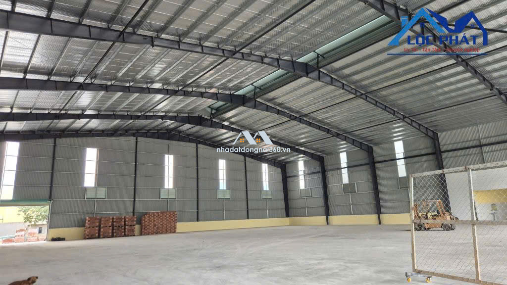 Cho thuê nhà xưởng mới tinh dt 3600m2 tại Biên Hòa Dong Nai gias 140tr/thang