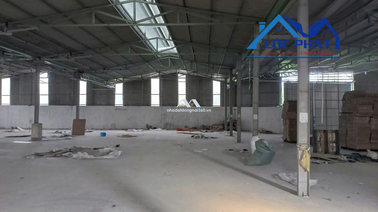Cho thuê nhà xưởng 2200m2, nhà ở công nhân, điện 250KVA, hợp đồng dài hạn, giá 55 triệu