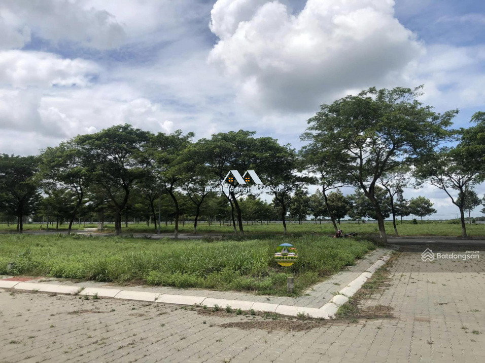 Cần bán 2 lô đất tại phân khu 1F Phú Thịnh 2, ngay trung tâm hành chính Nhơn Trạch, LH: 0932185365