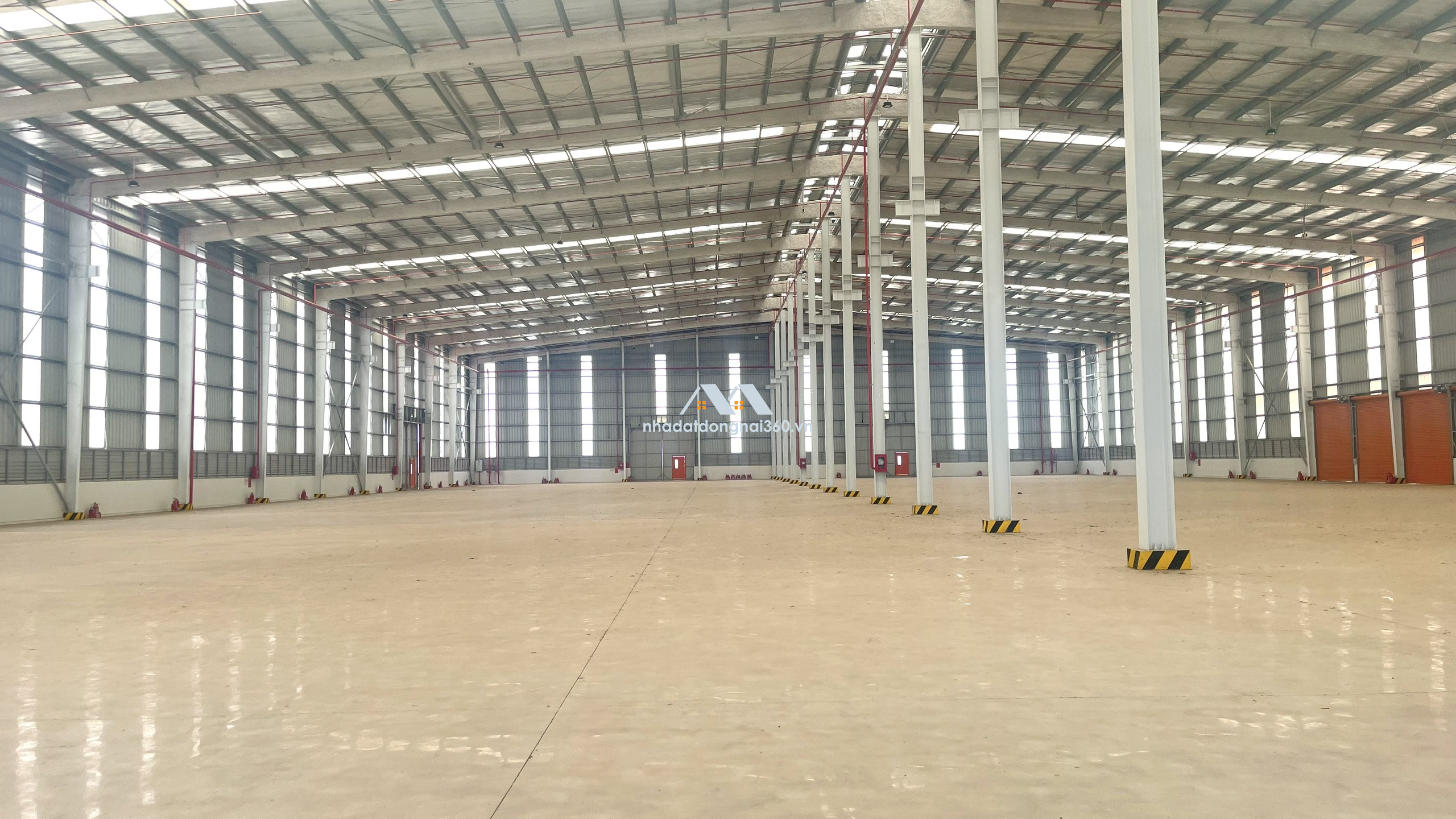 Xưởng 4515m2 KCN Dầu Giây Đồng Nai cho thuê 3,8$/m2