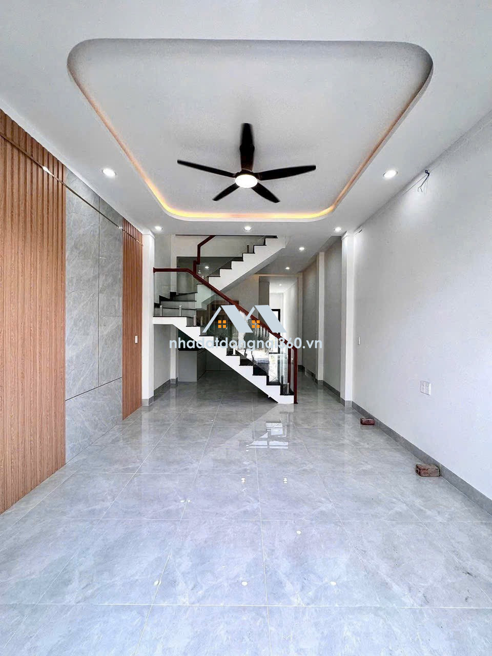 Bán nhà lầu thổ cư 71m2 Trảng Dài Biên Hòa Đồng Nai chỉ 2,7 tỷ