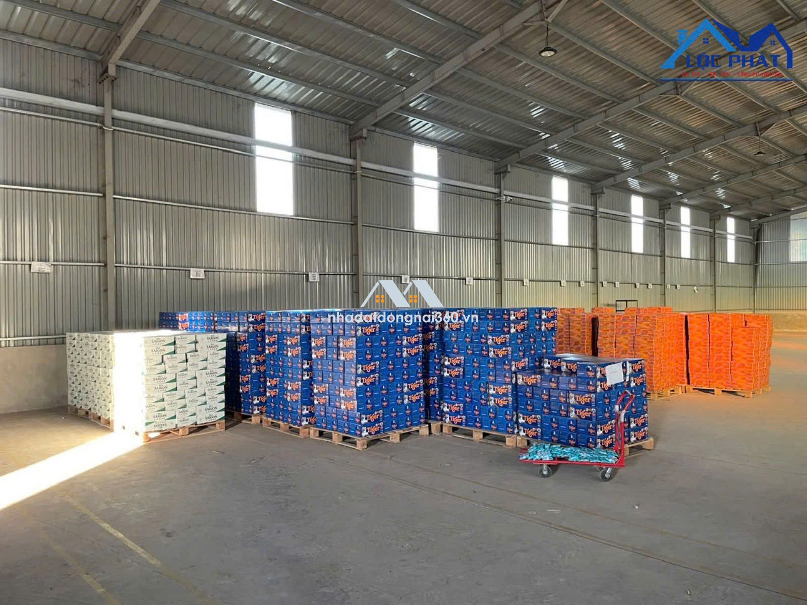 Cho thuê xưởng 1200m2 gần KCN Dầu Giây Thống Nhất chỉ 32k/m2/tháng