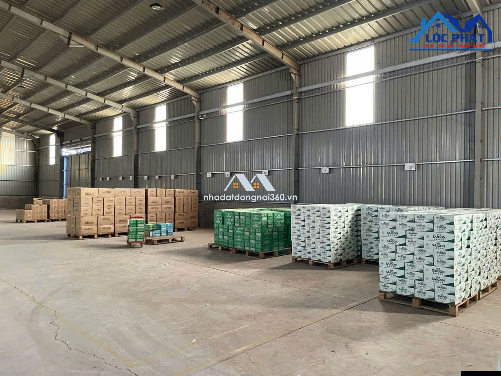 Cho thuê xưởng 1200m2 gần KCN Dầu Giây Thống Nhất chỉ 32k/m2/tháng