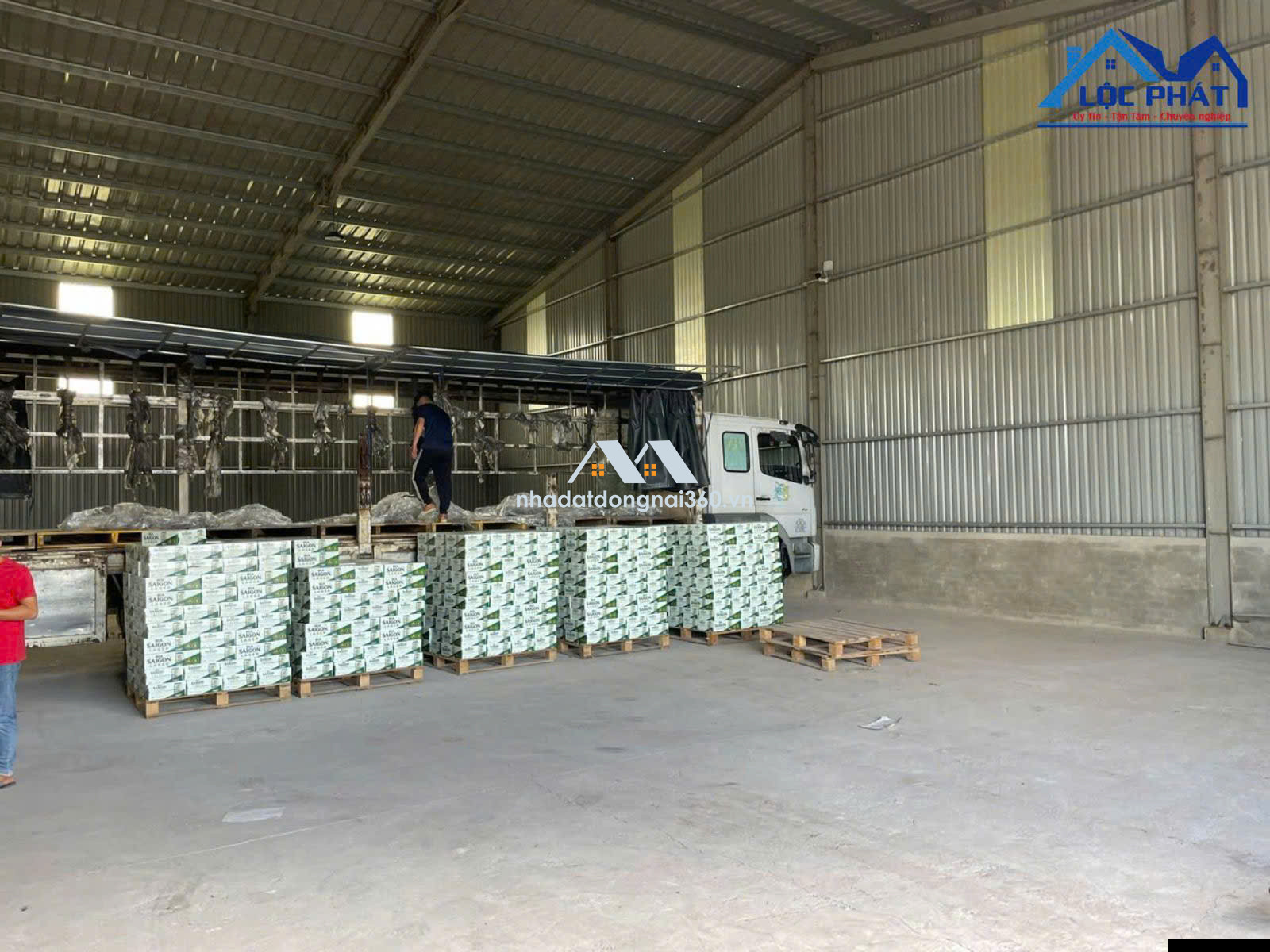 Cho thuê xưởng 1200m2 gần KCN Dầu Giây Thống Nhất chỉ 32k/m2/tháng