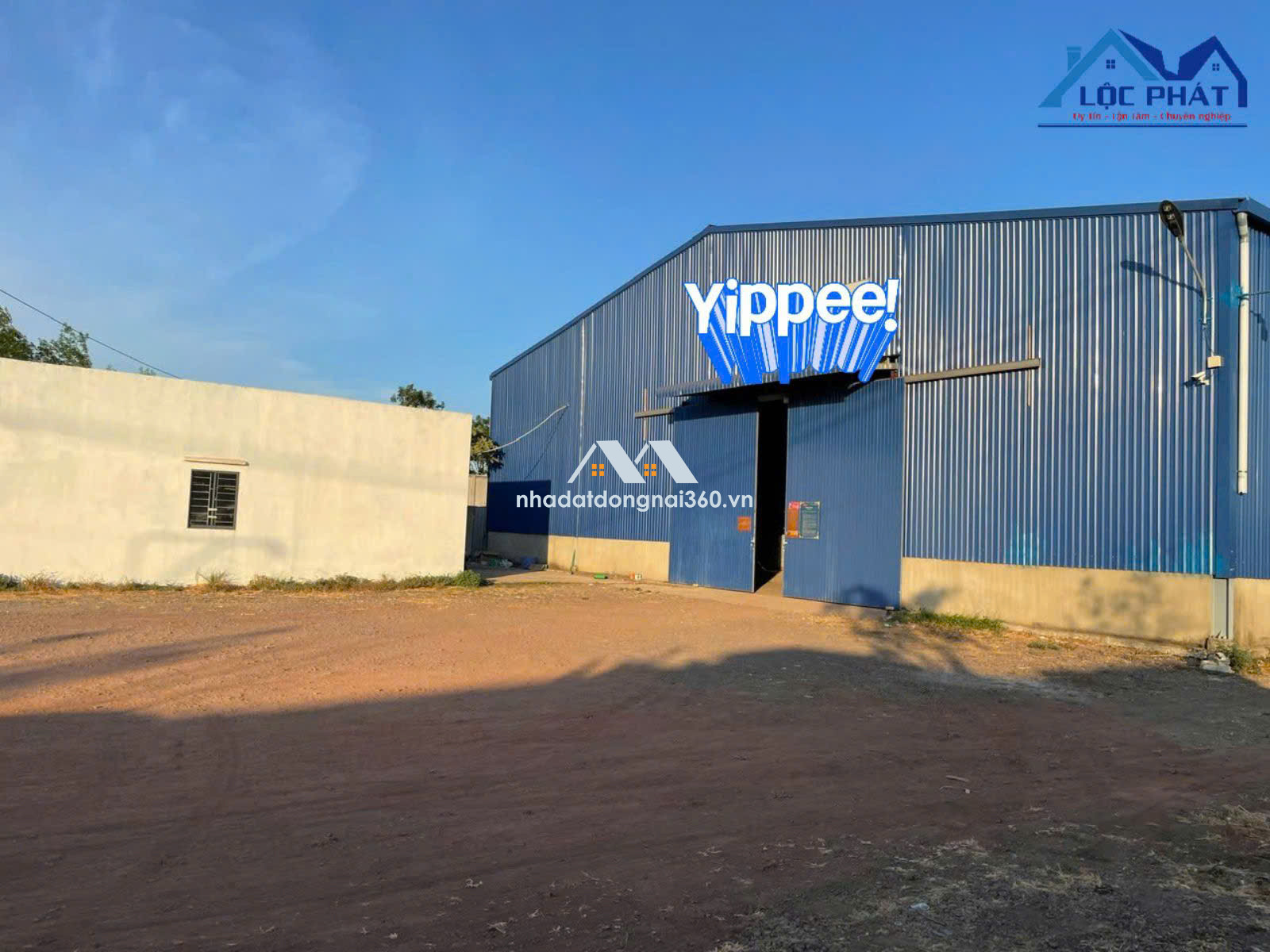 Cho thuê xưởng 1200m2 gần KCN Dầu Giây Thong Nhat chỉ 32k/m2/tháng