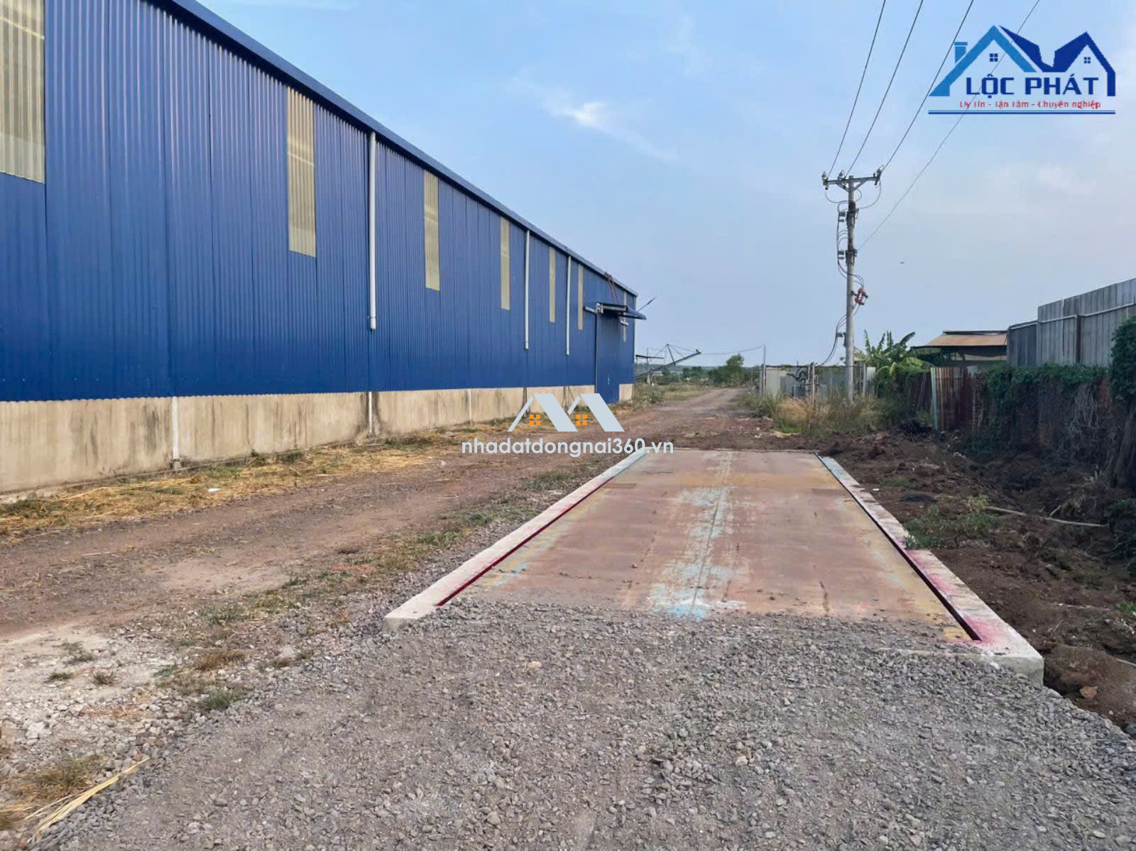 Cho thuê xưởng 1200m2 gần KCN Dầu Giây Thong Nhat chỉ 32k/m2/tháng