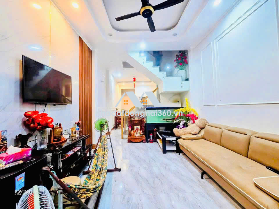 Bán nhà đẹp 3 tầng 200m2 MT Kinh Doanh An Bình TP Biên Hòa Đồng Nai có 4,2 tỷ