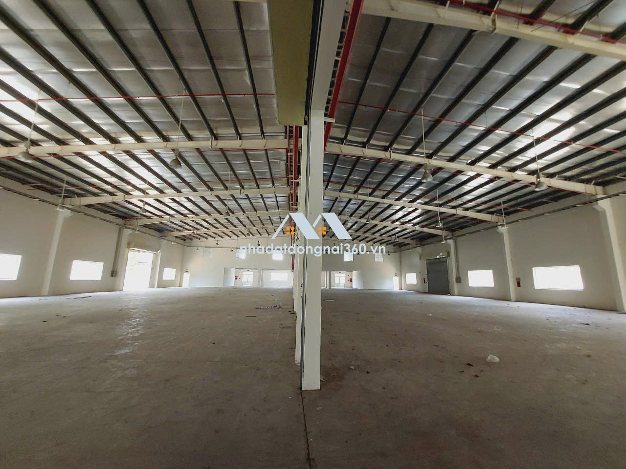 Cho thuê xưởng 4800m2 Khuôn viên riêng Biệt KCN Amata Biên Hòa. Đồng Nai có 5,8 USD