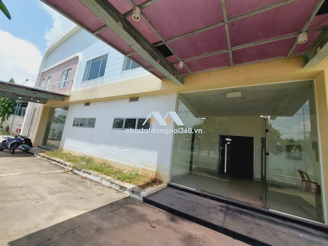 Cho thuê xưởng 4800m2 Khuôn viên riêng Biệt KCN Amata Biên Hòa. Đồng Nai có 5,8 USD