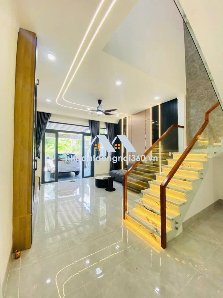 Bán nhà lầu hiện đại 145m2 gần VinCom TP Biên Hoà Đồng Nai chỉ 3 tỷ 650tr
