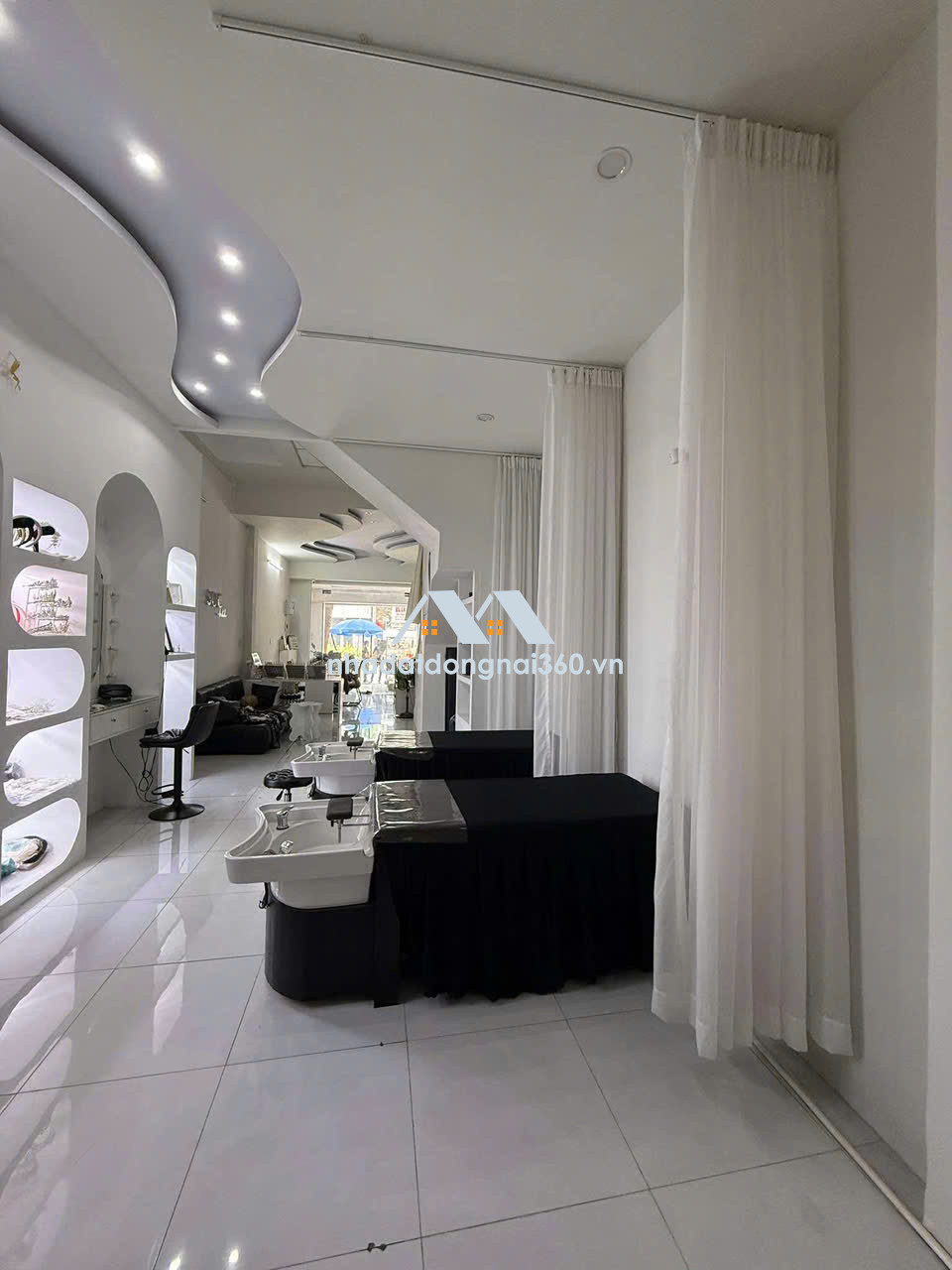 CẦN SANG NHƯỢNG MẶT BẰNG - SANG NHƯỢNG PHẦN KINH DOANH NAIL – GỘI ĐẦU DƯỠNG SINH (TIỆM ĐANG HOẠT