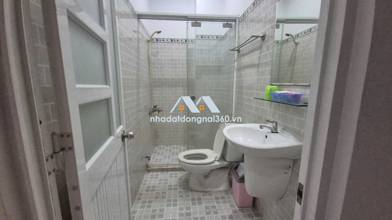 Cần Sang nhà nghỉ 20 Phòng tại TT Biên Hòa giá 170 triệu.