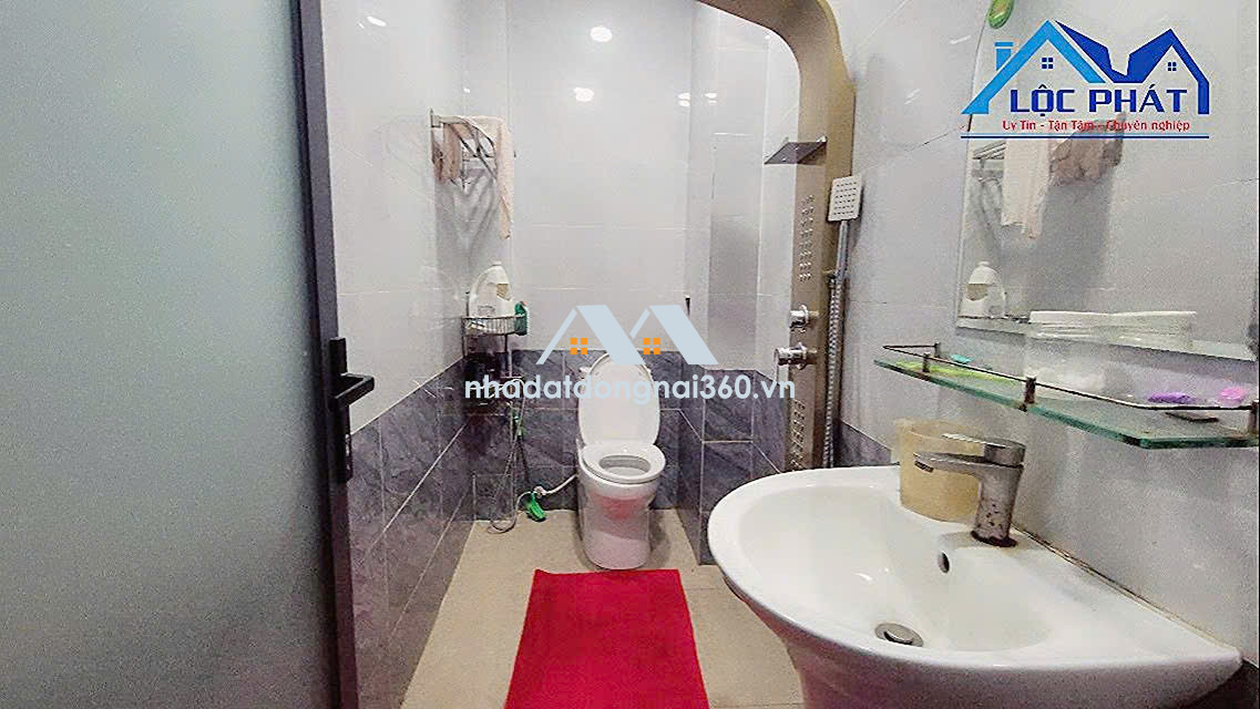 Bán nhà 1 trệt 2 Lầu Phường Long Bình Tân Biên Hòa Đồng Nai giá chỉ 5,5 tỷ