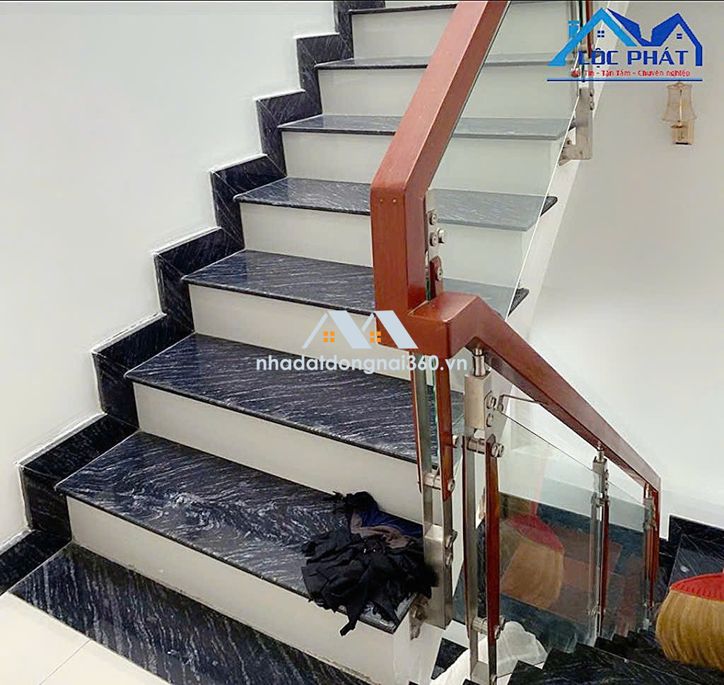 Bán nhà mặt phố tại Đường Nguyễn Văn Tố Long Bình Tân Biên Hòa, Đồng Nai giá 5 tỷ 500 triệu