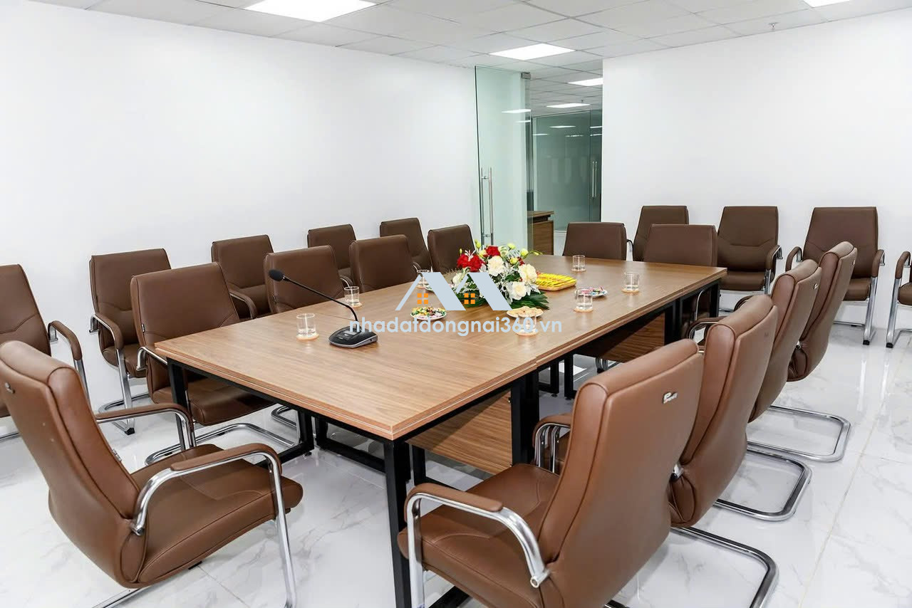 Bán toà nhà 5 tầng 1000m2 mặt tiền đường Đồng Khởi Biên Hoà Đồng Nai có 40 tỷ