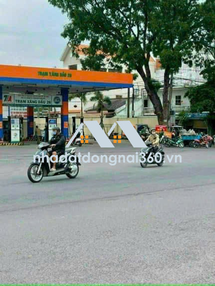 Bán đất 226m2 tặng nhà 2 mặt tiền gần cây xăng 26 phường Trảng Dài chỉ 3 tỷ 850tr