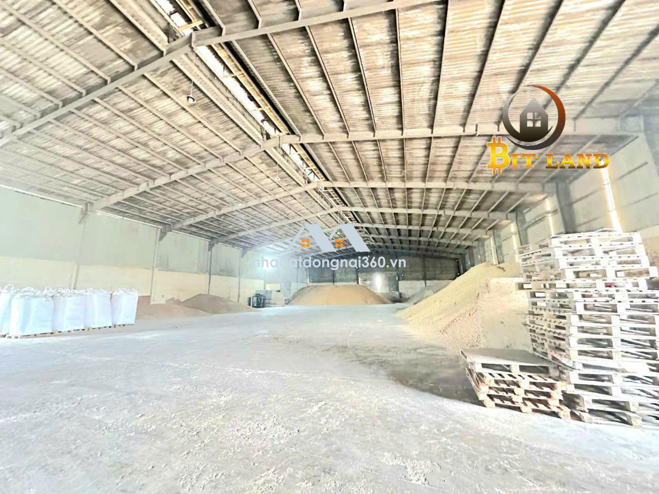 Cho thuê xưởng 3600m2 pháp lí chuẩn gần KCN Bàu Xéo, Trảng Bom, Đồng Nai có 216tr