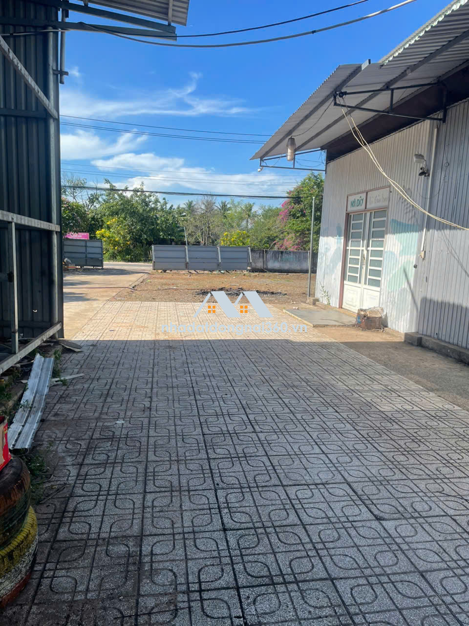 Cho thuê xưởng 12000m2 đường container Lộc An Long thành có 50tr