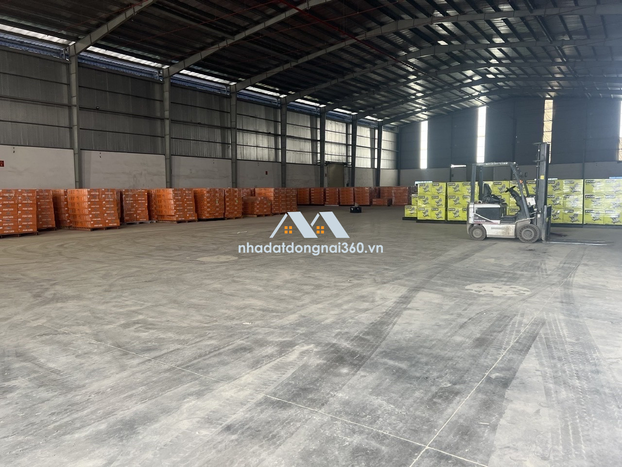 Bán nhà xưởng 20.200m2 đất SKC giá rẻ chỉ 51 tỷ. Vĩnh Cửu-Đồng Nai