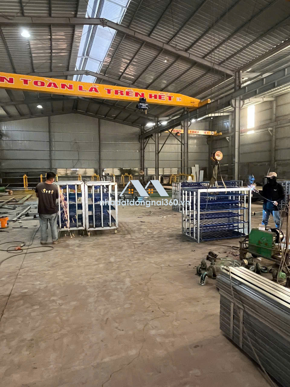 Cho Thuê Nhà Xưởng Cơ Khí 1000m2 có cẩu trục 5T Trảng Bom Đồng Nai Chỉ 40tr