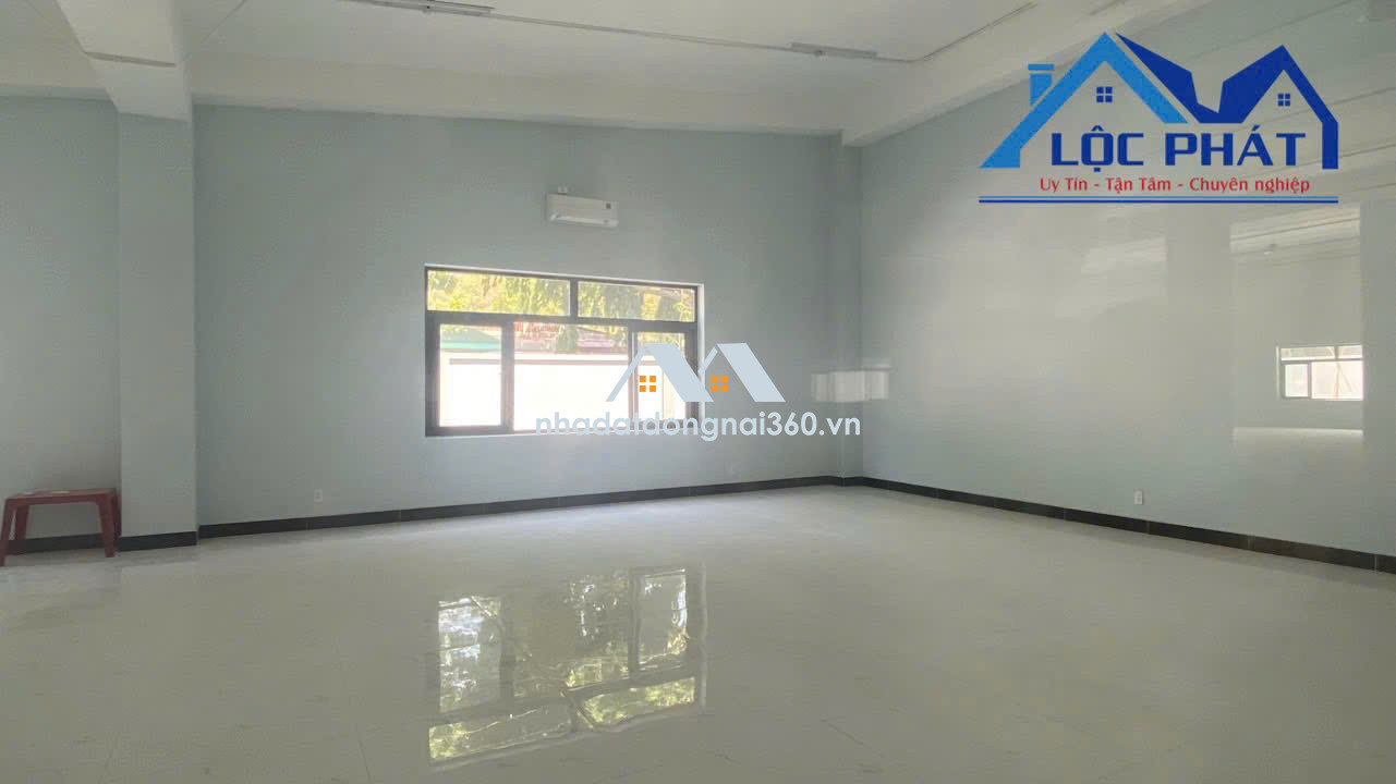 Cho thuê kho 8000m2 SKC TP Biên Hòa, Đồng Nai giá 32000usd đã có VAT