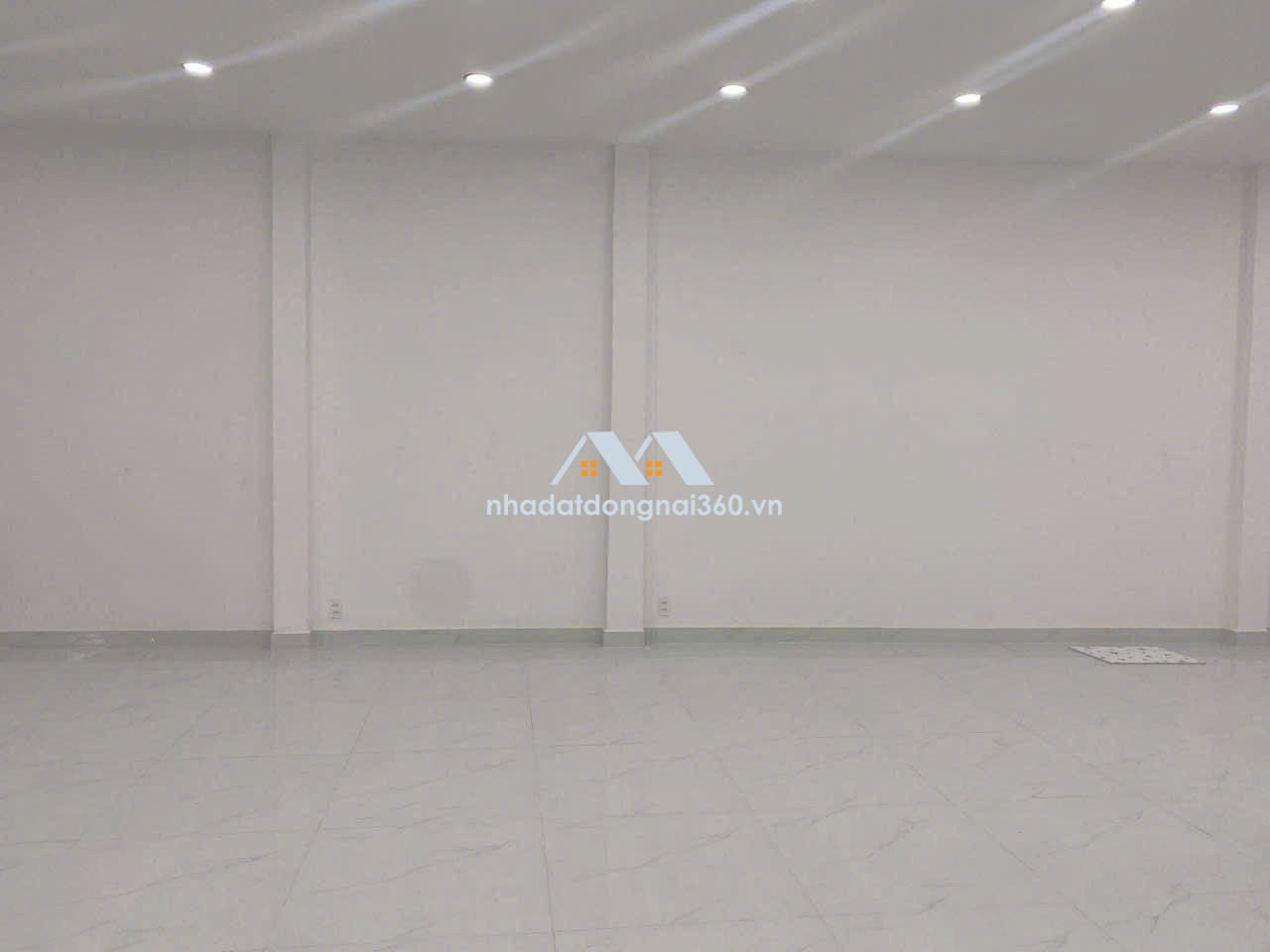 Cho Thuê mặt bằng kinh doanh 210m2 mặt tiền Nguyễn Ái Quốc chỉ 39 tr