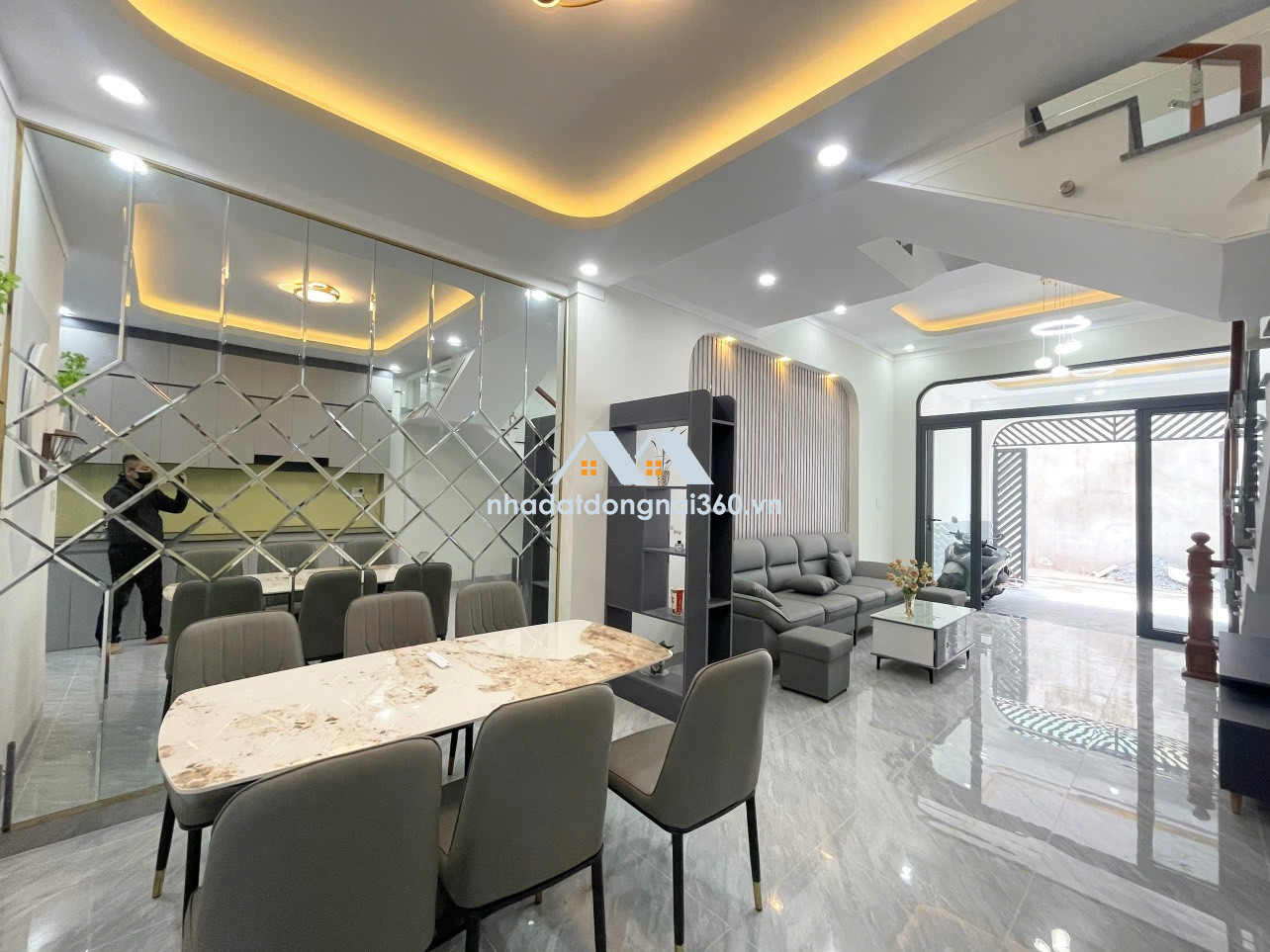 Bán nhà 1 trệt 1 lầu 120m2 gần Chợ Trảng Dài TP Biên Hoà giá tốt có 2 tỷ 890tr