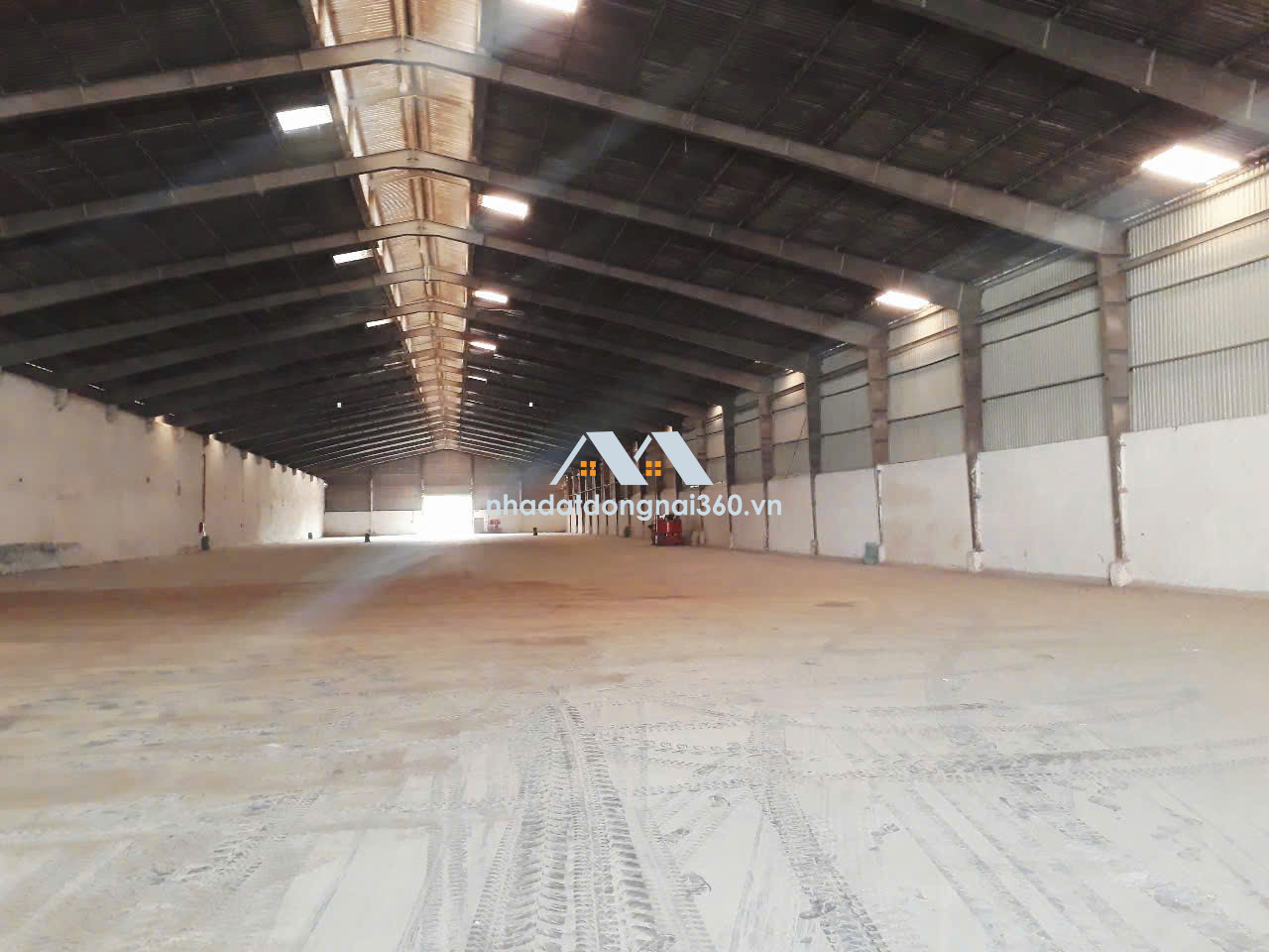 Cho thuê kho 4000m2 đạt tiêu chuẩn Long Bình TP Biên Hòa Đồng Nai chỉ 41k