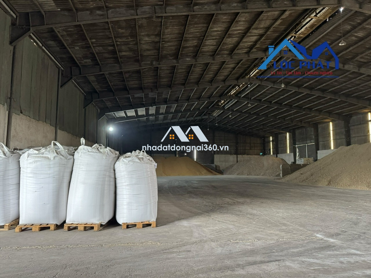 Cho thuê nhà xưởng 1800m2 giá chỉ 108 triệu. Trảng Bom-Đồng Nai