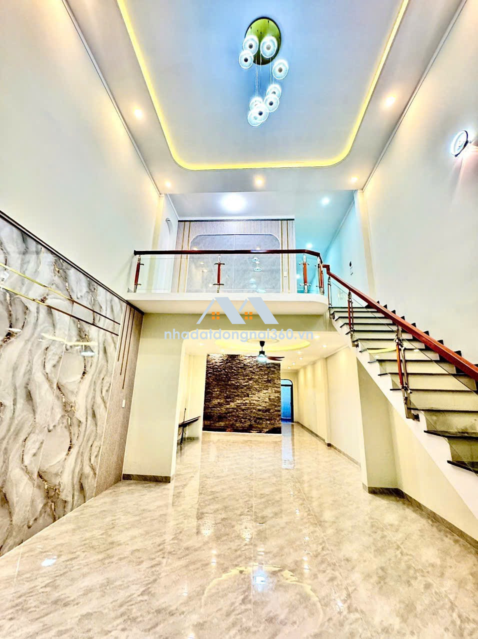 BÁN NHÀ LẦU 125M2 MẶT TIỀN BUÔN BÁN KẾ CHỢ QUANG THẮNG - TRẢNG DÀI. GIÁ 3TỶ 290TR