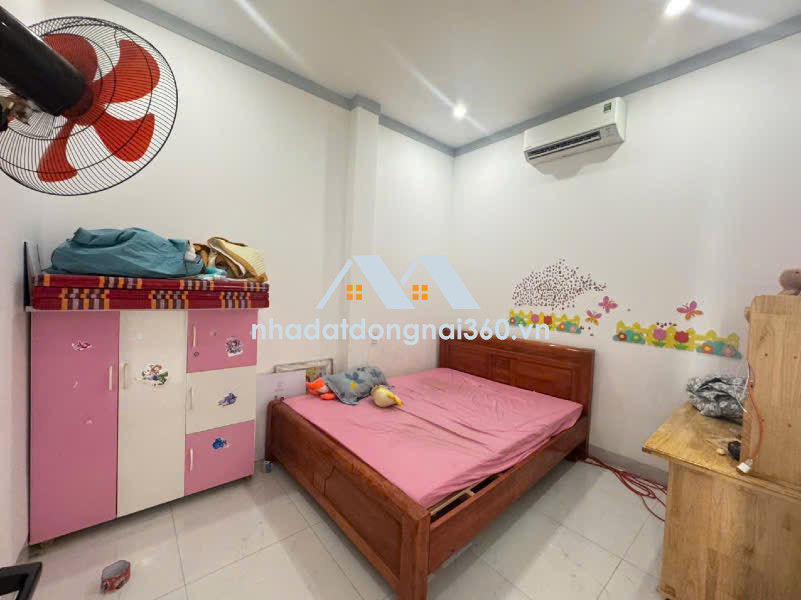Bán nhà 1 trệt 1 lầu 115m2 gần Chợ Quang Thắng TP Biên Hoà Đồng Nai có 2,3 tỷ