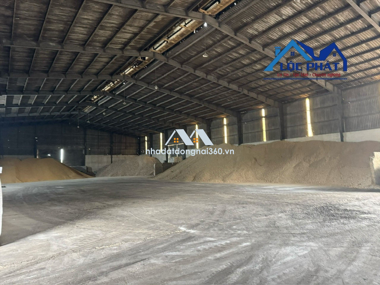 Cho thuê nhà xưởng 1800m2 giá rẻ chỉ 108 triệu. Trảng Bom-Đồng Nai