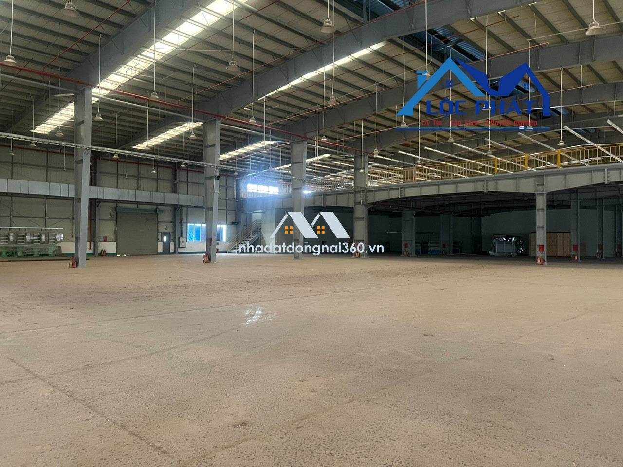 Cho thuê nhà xưởng 9300m2 giá chỉ 1 tỷ 117 triệu. KCN Trảng Bom-Đồng Nai