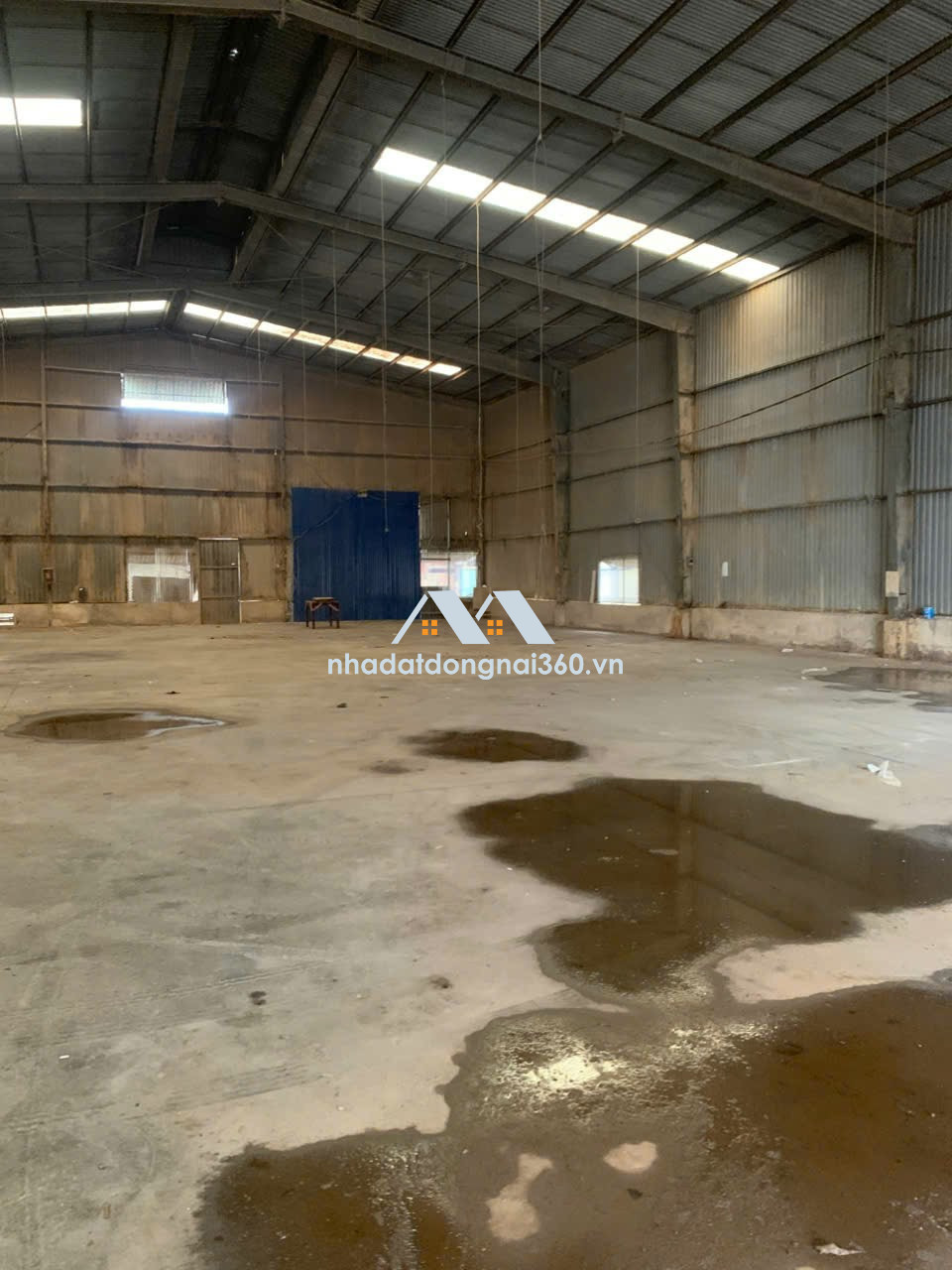 Cho thuê xưởng 2400m2 đường xe container TP Biên Hòa Đồng Nai có 75tr