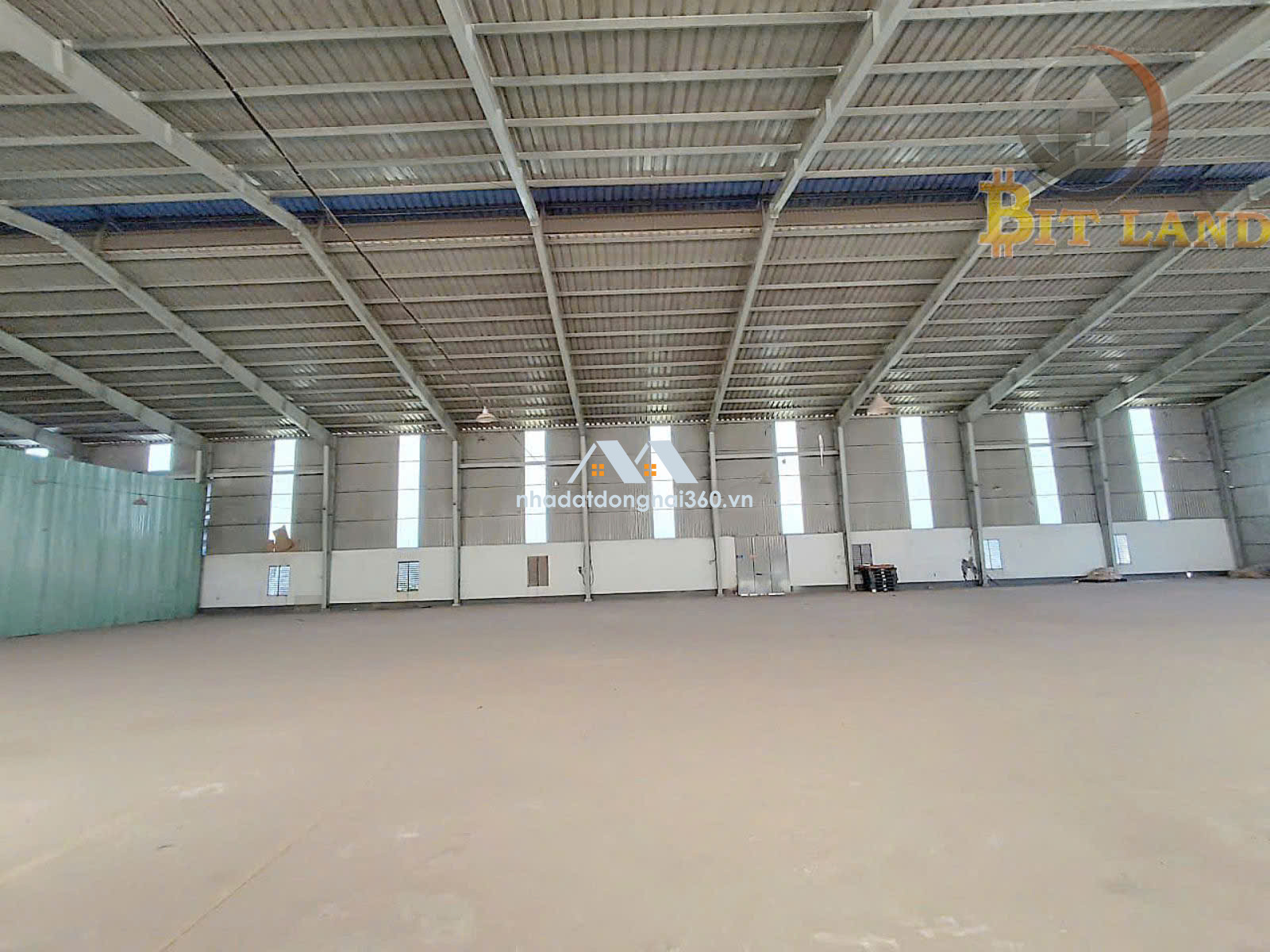 BÁN GẤP XƯỞNG 8000M2 CỰC ĐẸP NGAY TRUNG TÂM TRẢNG BOM. GIÁ SIÊU TỐT 38 TỶ