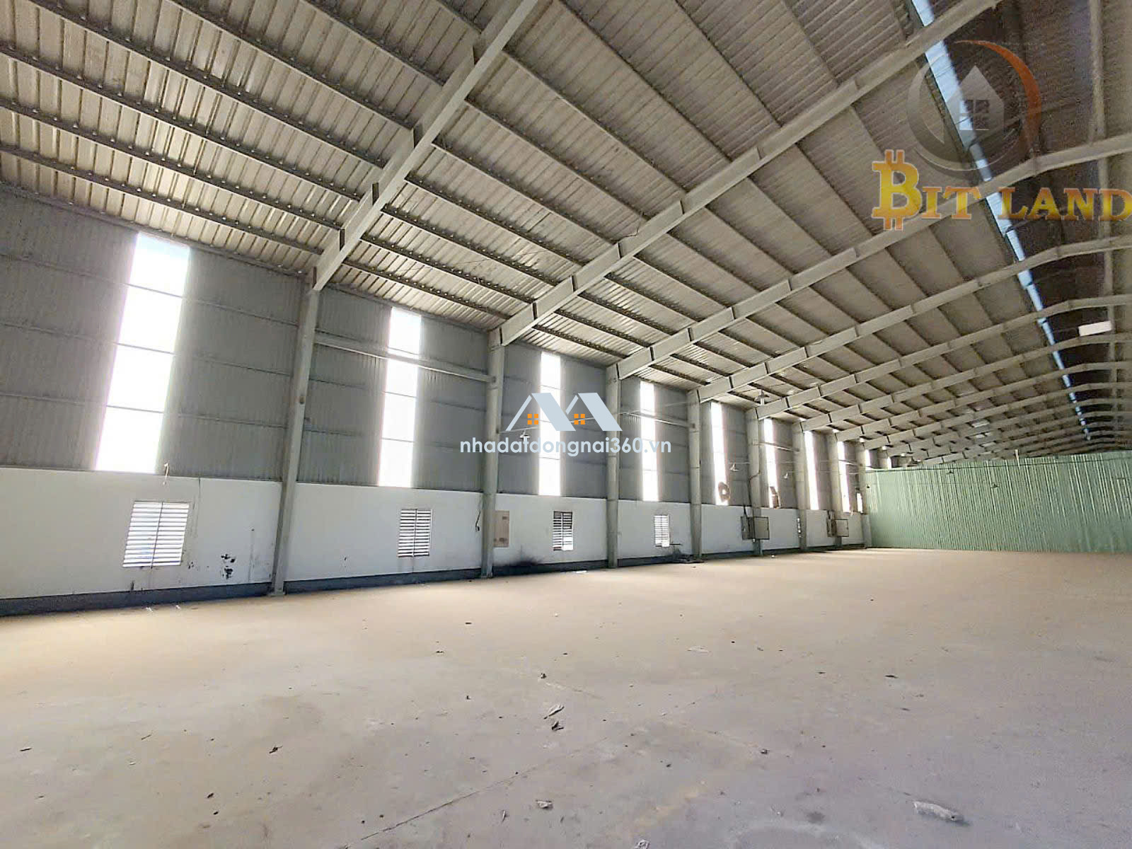 BÁN GẤP XƯỞNG 8000M2 CỰC ĐẸP NGAY TRUNG TÂM TRẢNG BOM. GIÁ SIÊU TỐT 38 TỶ