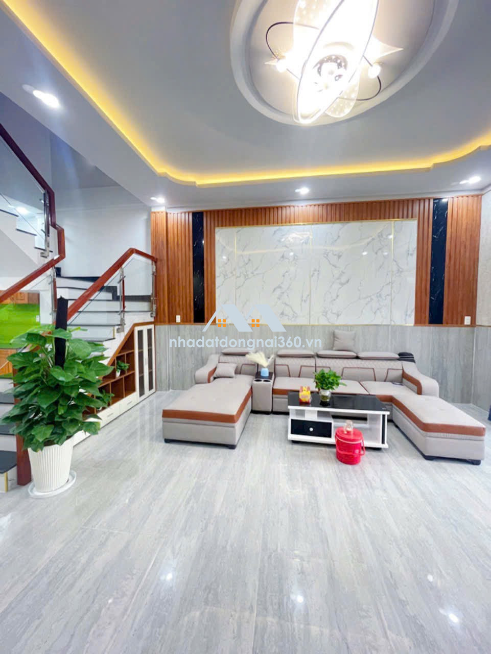 Bán nhà lầu thổ cư 95m2 đường ô tô Biên Hòa Đồng Nai có 2 tỷ 990tr