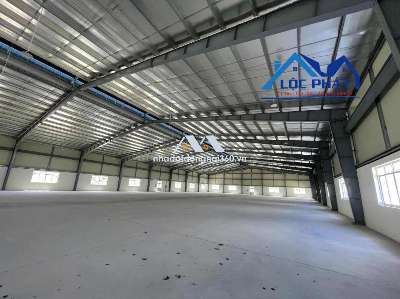 Cho thuê nhà xưởng 5.400m2 giá chỉ 320 triệu. KCN Long Thành-Đồng Nai